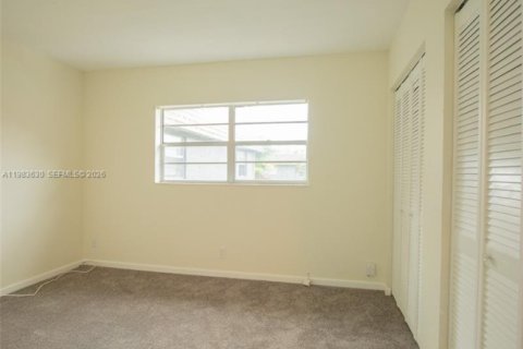 Снять в аренду таунхаус в Плантация, Флорида 2 спальни, 87.14м2, № 2047215 - фото 21