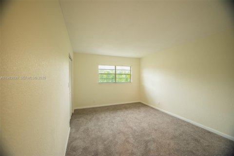 Снять в аренду таунхаус в Плантация, Флорида 2 спальни, 87.14м2, № 2047215 - фото 15