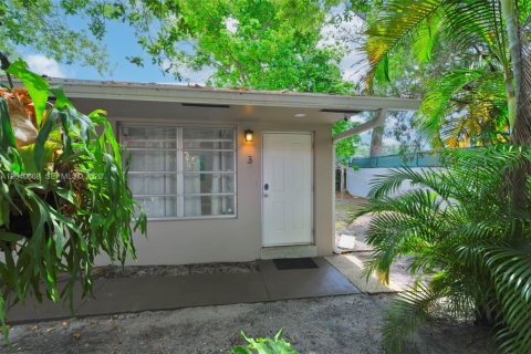 Villa ou maison à louer à Fort Lauderdale, Floride: 1 chambre, 143.91 m2 № 2087970 - photo 16