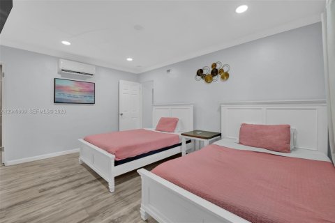 Villa ou maison à louer à Fort Lauderdale, Floride: 1 chambre, 143.91 m2 № 2087970 - photo 9