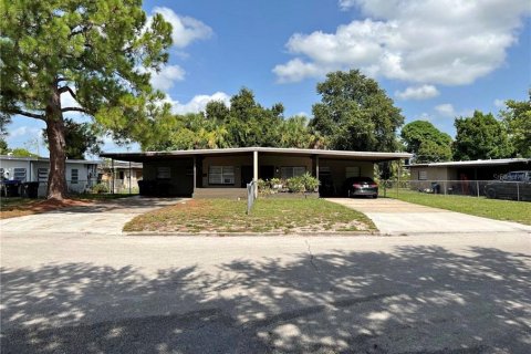 Duplex in Orlando, Florida 8 bedrooms, 280.29 sq.m. № 1820948 - photo 19