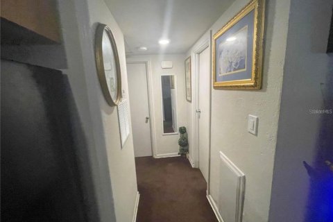 Duplex in Orlando, Florida 8 bedrooms, 280.29 sq.m. № 1820948 - photo 20