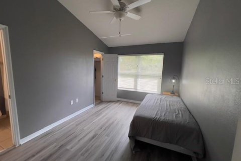 Townhouse in Pinellas Park, Florida 2 bedrooms, 112.41 sq.m. № 1899154 - photo 13