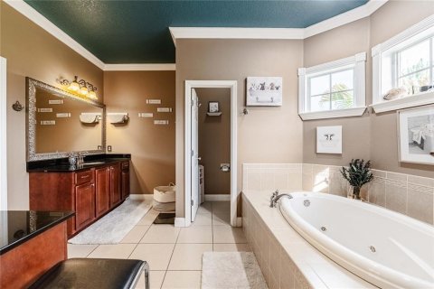 House in Mulberry, Florida 3 bedrooms, 232.63 sq.m. № 2220386 - photo 23