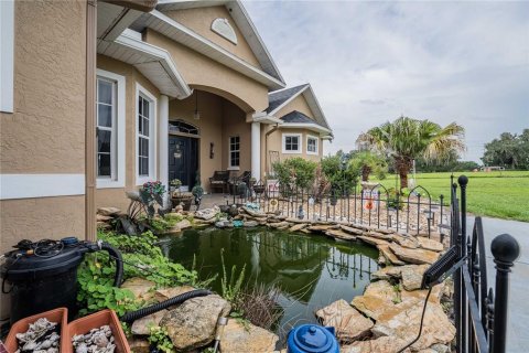 House in Mulberry, Florida 3 bedrooms, 232.63 sq.m. № 2220386 - photo 3