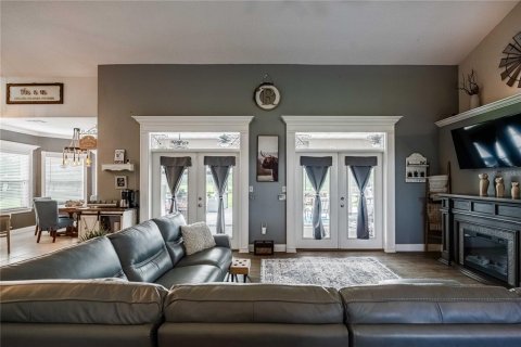 House in Mulberry, Florida 3 bedrooms, 232.63 sq.m. № 2220386 - photo 14