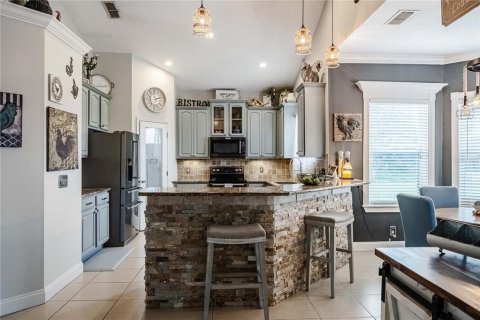 House in Mulberry, Florida 3 bedrooms, 232.63 sq.m. № 2220386 - photo 9