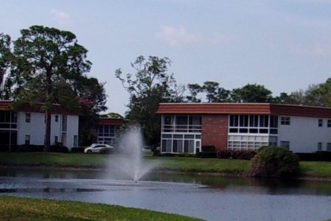 Condominio en venta en Stuart, Florida, 1 dormitorio, 69.4 m2 № 756860 - foto 1