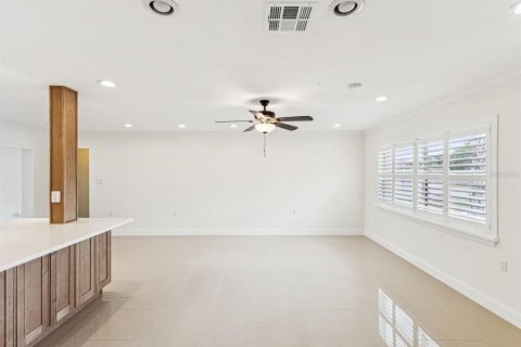 Casa en alquiler en Largo, Florida, 3 dormitorios, 159.79 m2 № 1825233 - foto 5