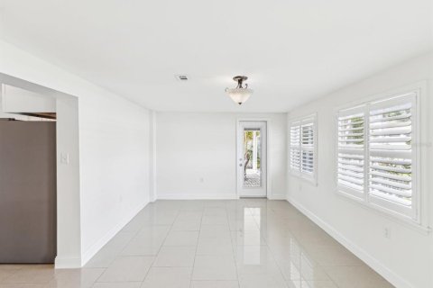 Casa en alquiler en Largo, Florida, 3 dormitorios, 159.79 m2 № 1825233 - foto 13