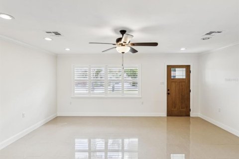 Casa en alquiler en Largo, Florida, 3 dormitorios, 159.79 m2 № 1825233 - foto 3