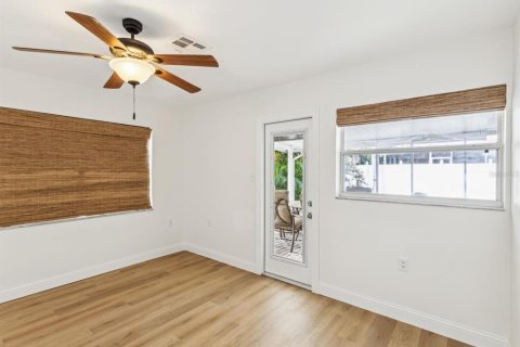 Casa en alquiler en Largo, Florida, 3 dormitorios, 159.79 m2 № 1825233 - foto 24