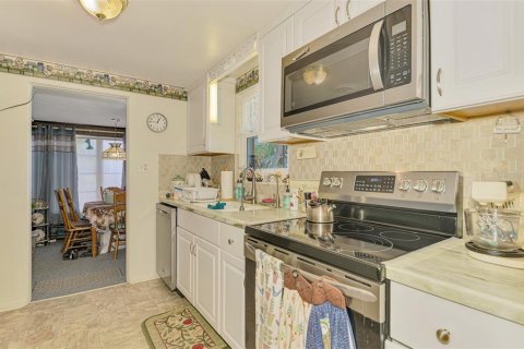 Villa ou maison à vendre à North Port, Floride: 2 chambres, 133.78 m2 № 1680567 - photo 9