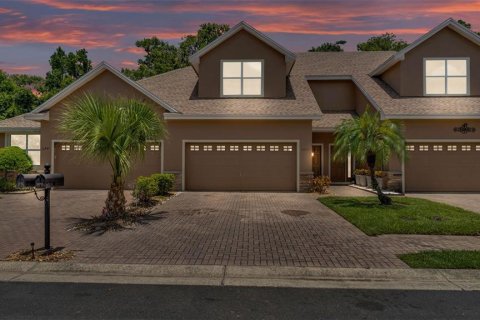 Townhouse in Lakeland, Florida 3 bedrooms, 180.69 sq.m. № 1789447 - photo 4