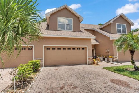 Townhouse in Lakeland, Florida 3 bedrooms, 180.69 sq.m. № 1789447 - photo 1