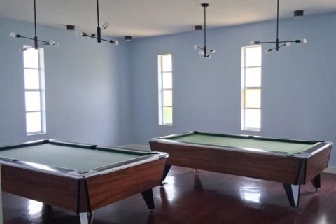 Condo in Palm Springs, Florida, 2 bedrooms № 2177086 - photo 27