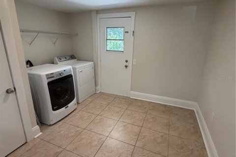 Villa ou maison à louer à Tampa, Floride: 3 chambres, 109.25 m2 № 2096983 - photo 10