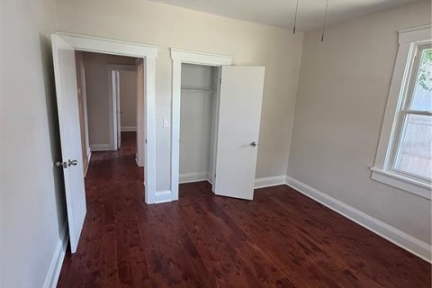 Villa ou maison à louer à Tampa, Floride: 3 chambres, 109.25 m2 № 2096983 - photo 11