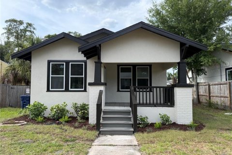 Villa ou maison à Tampa, Floride 3 chambres, 109.25 m2 № 2096983