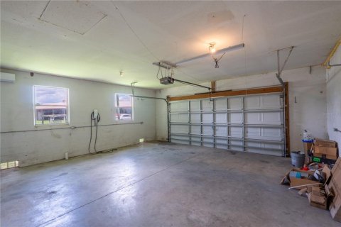 Casa en venta en Brooksville, Florida, 6 dormitorios, 653.66 m2 № 2232326 - foto 20