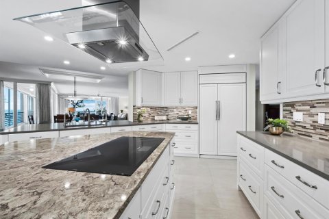 Condo in Longboat Key, Florida, 3 bedrooms  № 1549262 - photo 19