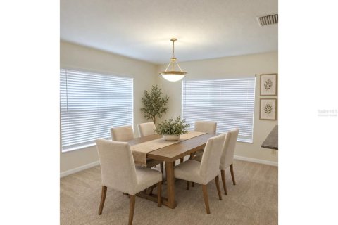 Townhouse in Valrico, Florida 3 bedrooms, 130.81 sq.m. № 2394445 - photo 8