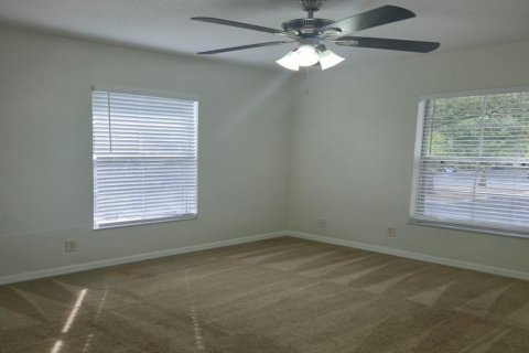 Townhouse in Valrico, Florida 3 bedrooms, 130.81 sq.m. № 2394445 - photo 20