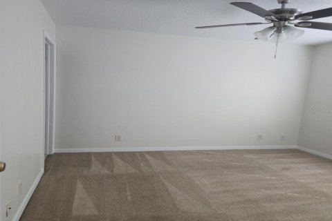 Townhouse in Valrico, Florida 3 bedrooms, 130.81 sq.m. № 2394445 - photo 28