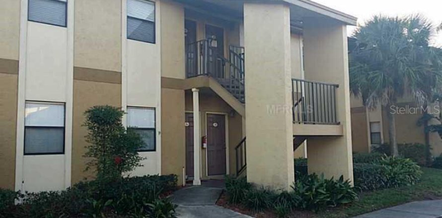 Condo in Largo, Florida, 2 bedrooms  № 2109090