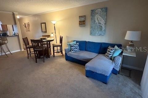 Condo in Largo, Florida, 2 bedrooms  № 2109090 - photo 9