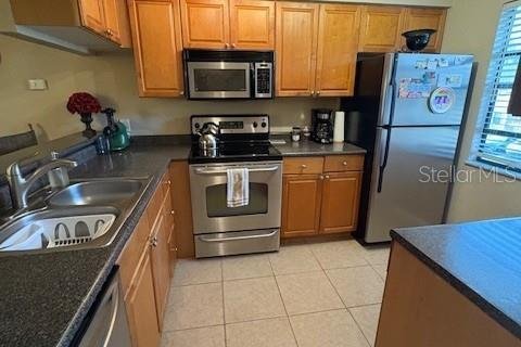 Condo in Largo, Florida, 2 bedrooms  № 2109090 - photo 2