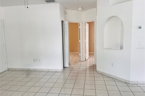 House in Tampa, Florida 3 bedrooms, 116.5 sq.m. № 1786690 - photo 11