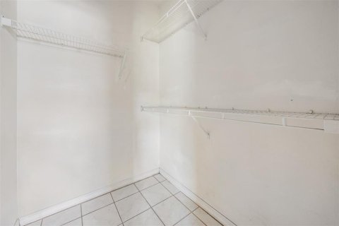 House in Tampa, Florida 3 bedrooms, 116.5 sq.m. № 1786690 - photo 15