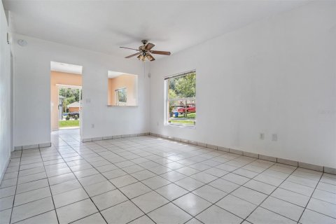 House in Tampa, Florida 3 bedrooms, 116.5 sq.m. № 1786690 - photo 20
