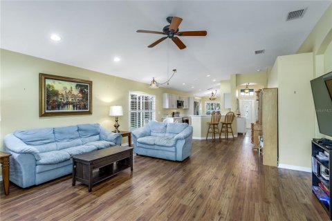 Casa en venta en Land O' Lakes, Florida, 3 dormitorios, 151.52 m2 № 1879653 - foto 11