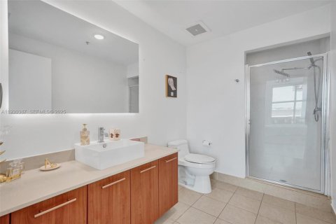 Copropriété à vendre à Miami, Floride: 1 chambre, 70.7 m2 № 1989186 - photo 10