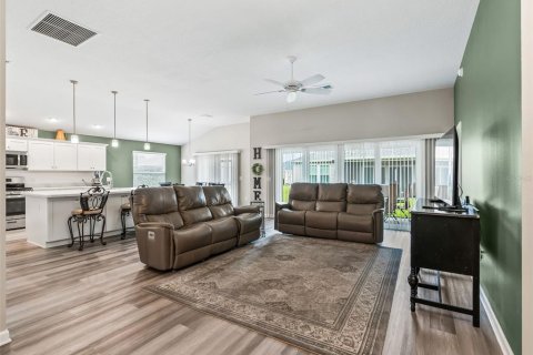 Villa ou maison à vendre à The Villages, Floride: 3 chambres, 172.33 m2 № 2400440 - photo 6
