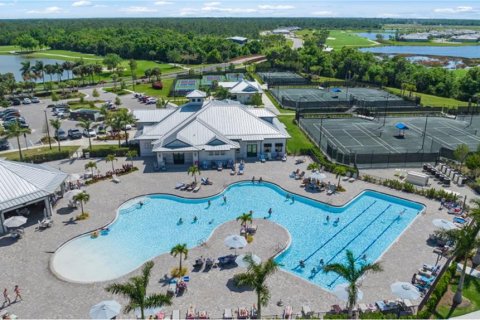 Condo in Punta Gorda, Florida, 2 bedrooms № 2212609 - photo 27