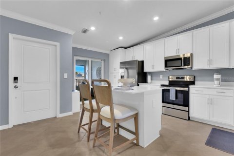 Condo in Punta Gorda, Florida, 2 bedrooms № 2212609 - photo 10