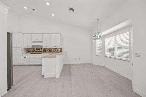 Casa en venta en Palm City, Florida, 4 dormitorios, 238.39 m2 № 2078298 - foto 15