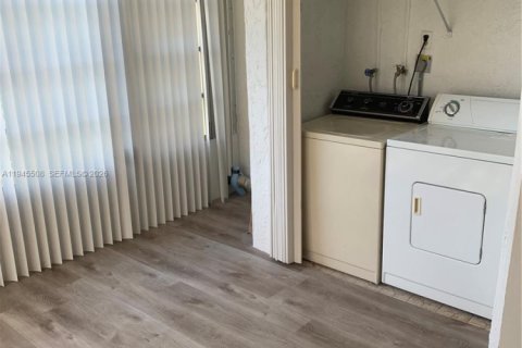 Снять в аренду кондоминиум в Бока-Ратон, Флорида 2 спальни, 90.95м2, № 2001988 - фото 9