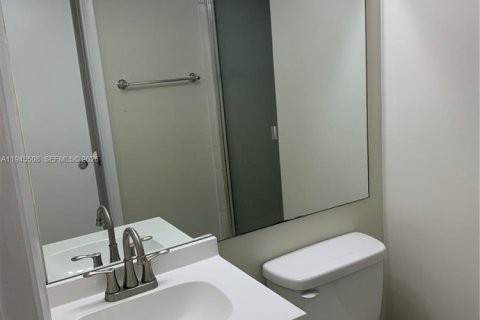 Снять в аренду кондоминиум в Бока-Ратон, Флорида 2 спальни, 90.95м2, № 2001988 - фото 16