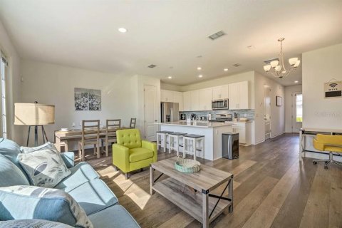 Adosado en venta en Davenport, Florida, 3 dormitorios, 201.97 m2 № 2211317 - foto 5
