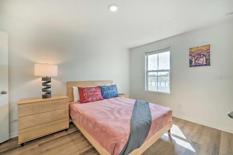 Adosado en venta en Davenport, Florida, 3 dormitorios, 201.97 m2 № 2211317 - foto 11