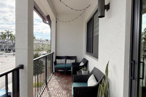 Townhouse in URBANA in Doral, Florida 3 bedrooms, 259.1 sq.m. № 1989808 - photo 23