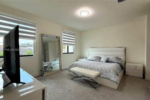 Townhouse in URBANA in Doral, Florida 3 bedrooms, 259.1 sq.m. № 1989808 - photo 6