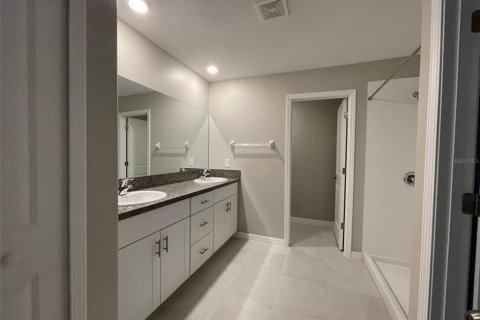 Casa en alquiler en Wesley Chapel, Florida, 6 dormitorios, 287.25 m2 № 2410270 - foto 12