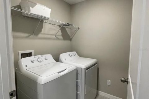 Casa en alquiler en Wesley Chapel, Florida, 6 dormitorios, 287.25 m2 № 2410270 - foto 14