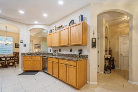 Townhouse in Lakewood Ranch, Florida 2 bedrooms, 157.1 sq.m. № 1852965 - photo 9