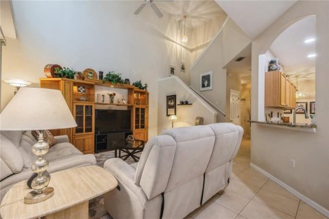 Townhouse in Lakewood Ranch, Florida 2 bedrooms, 157.1 sq.m. № 1852965 - photo 13